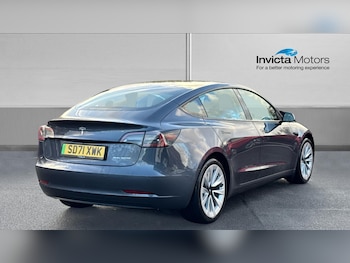 Used Tesla Model 3 2021 for sale - 76305207: Photo
