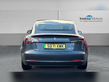 Used Tesla Model 3 2021 for sale - 76305207: Photo