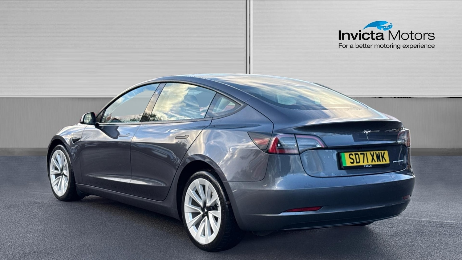 Used Tesla Model 3 2021 for sale - 76305207: Photo 5