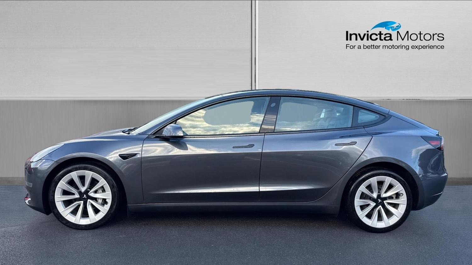 Used Tesla Model 3 2021 for sale - 76305207: Photo 6
