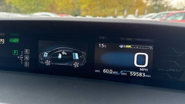 Used Toyota Prius 2019 for sale - 76324923: Photo 13