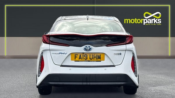 Used Toyota Prius 2019 for sale - 76324923: Photo 4