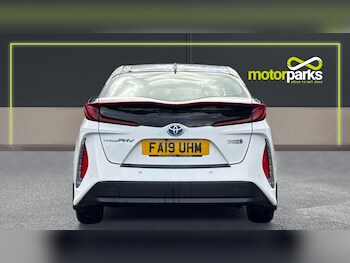 Used Toyota Prius 2019 for sale - 76324923: Photo