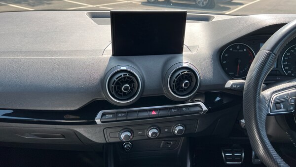 Used Audi Q2 2020 for sale - 75505598: Photo 12