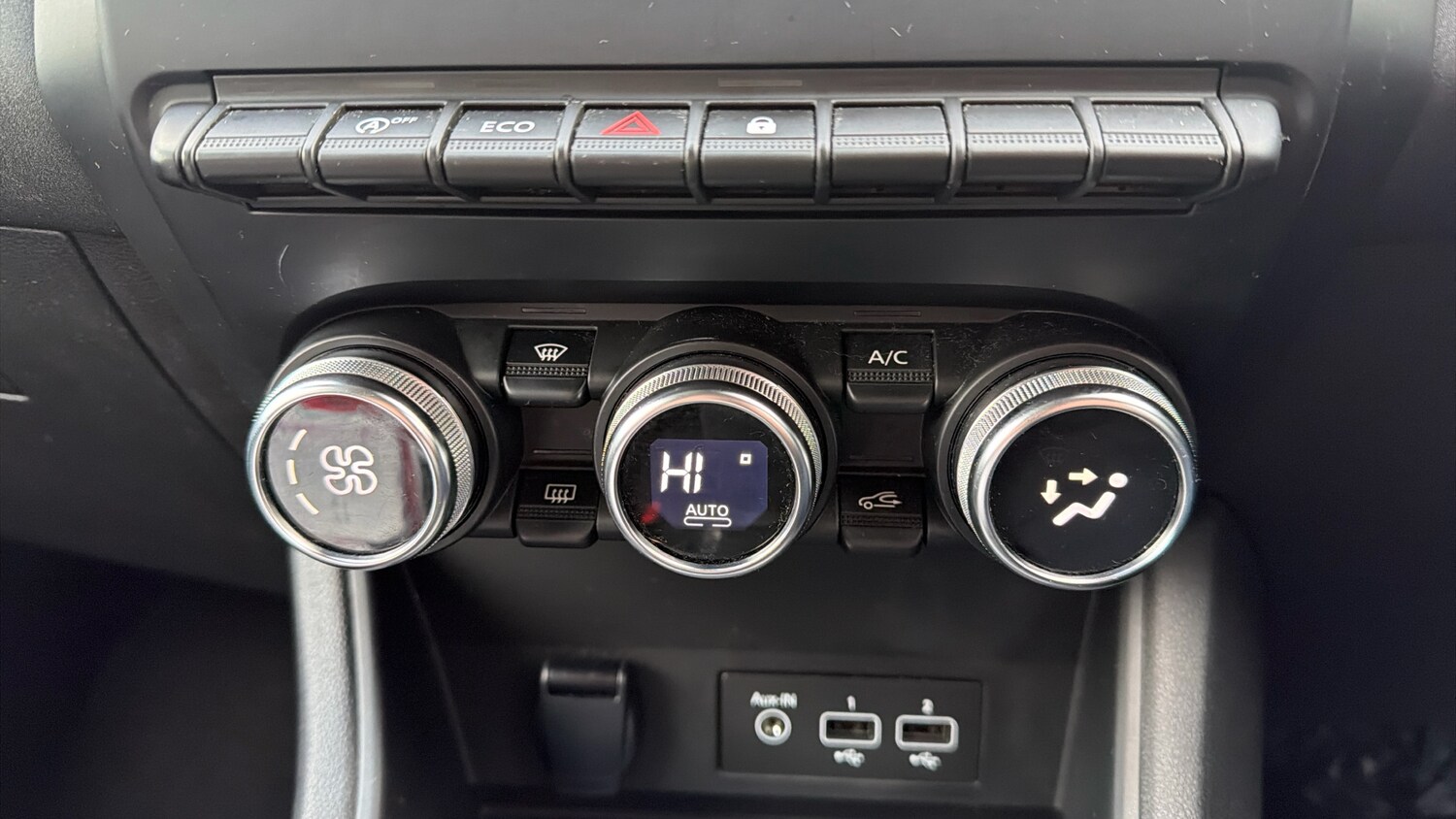 Used Renault Captur 2023 for sale - 77438206: Photo 25