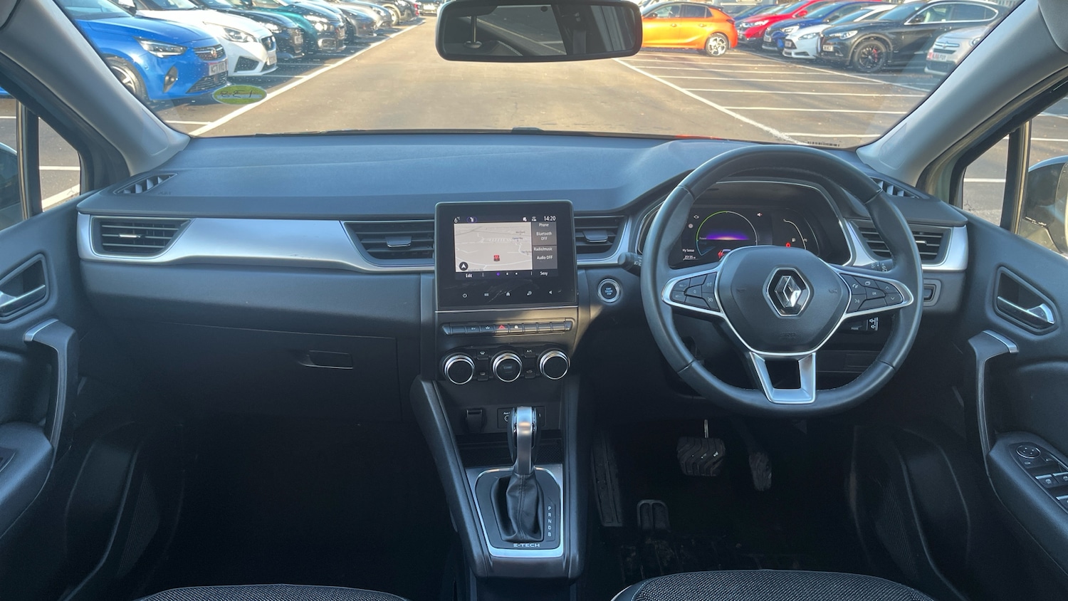 Used Renault Captur 2022 for sale - 76583127: Photo 11