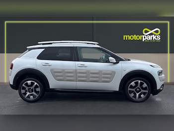 Used Citroen C4 Cactus 2017 for sale - 75975717: Photo