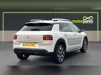 Used Citroen C4 Cactus 2017 for sale - 75975717: Photo