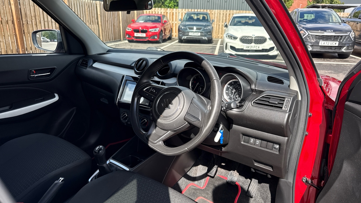 Used Suzuki Swift 2020 for sale - 75899071: Photo 9