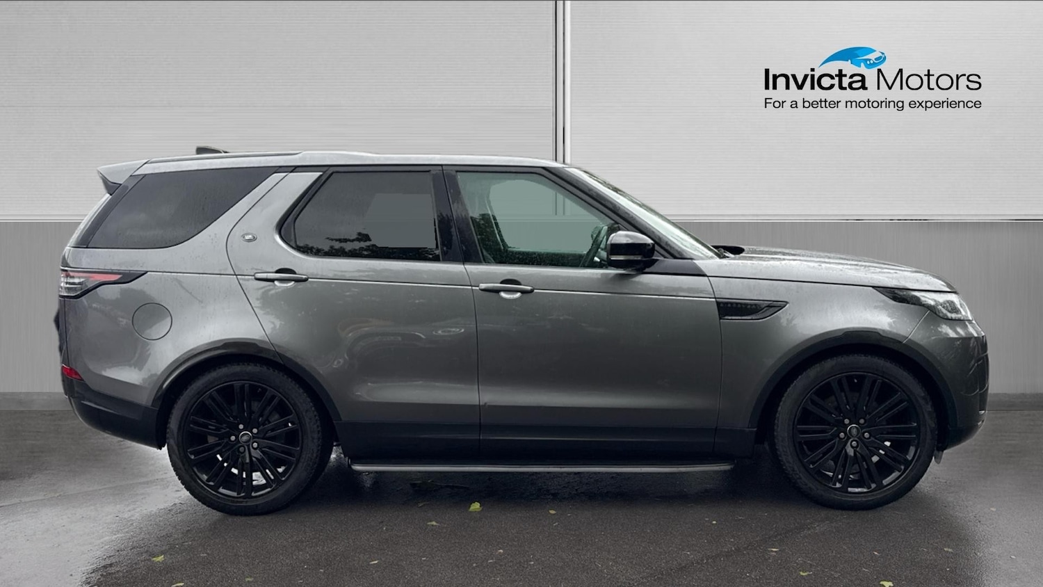 Used Land Rover Discovery 2017 for sale - 76974228: Photo 2