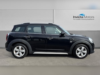 Used MINI Countryman 2017 for sale - 79359603: Photo