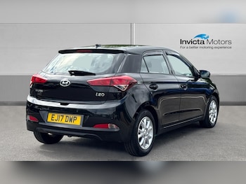 Used Hyundai i20 2017 for sale - 79423586: Photo