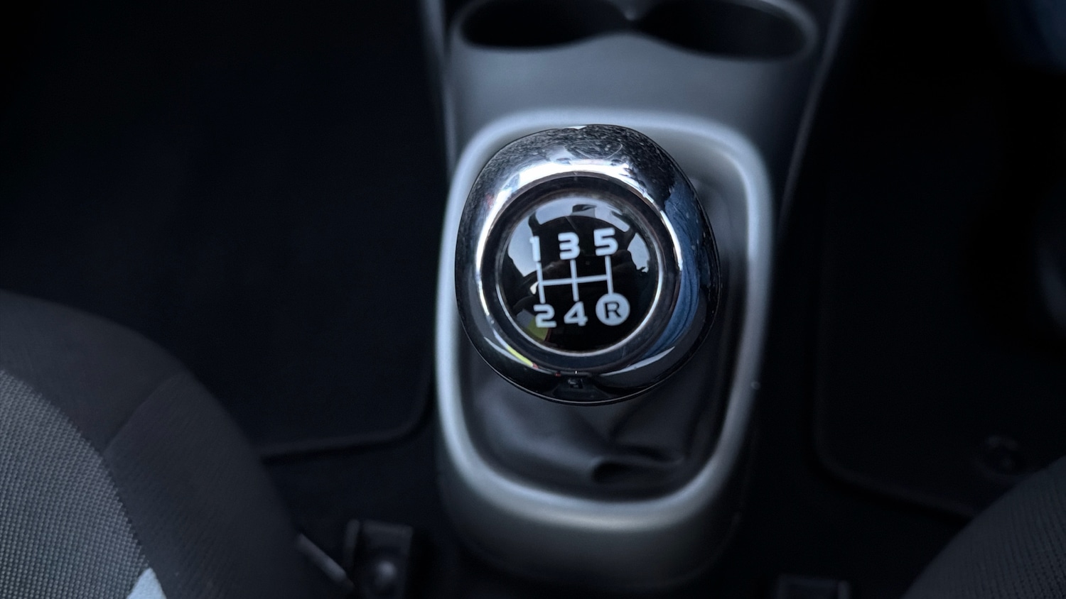 Used Toyota AYGO 2018 for sale - 77028208: Photo 21