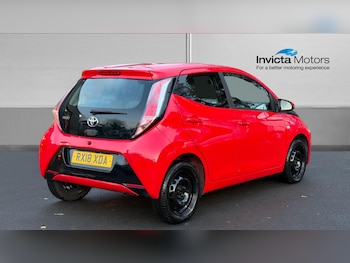 Used Toyota AYGO 2018 for sale - 77028208: Photo