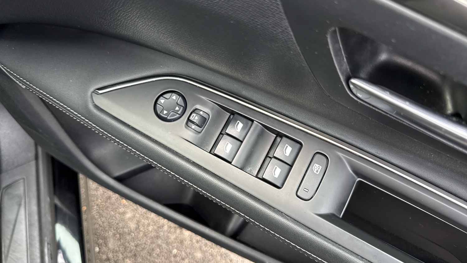 Used Peugeot 3008 2019 for sale - 76482793: Photo 25