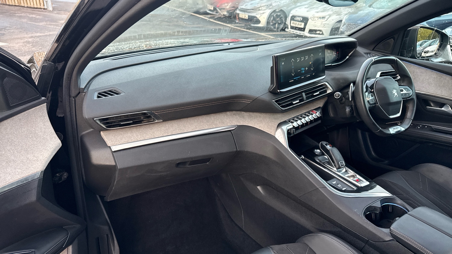 Used Peugeot 5008 2021 for sale - 76082139: Photo 10