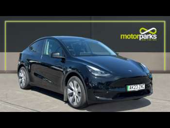 2023 - RWD 5dr Auto (Fixed Glass Roof)(Navigation)(Heated