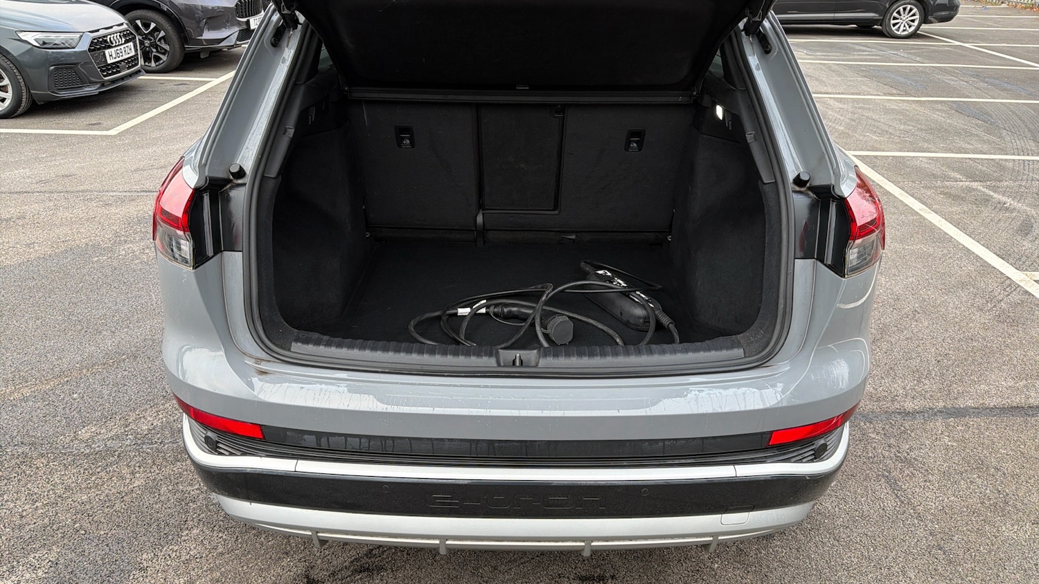 Used Audi Q4 e-tron 2023 for sale - 77072985: Photo 15