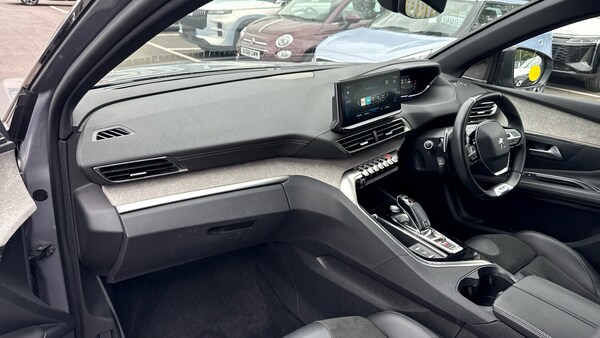 Used Peugeot 3008 2021 for sale - 76057676: Photo 10