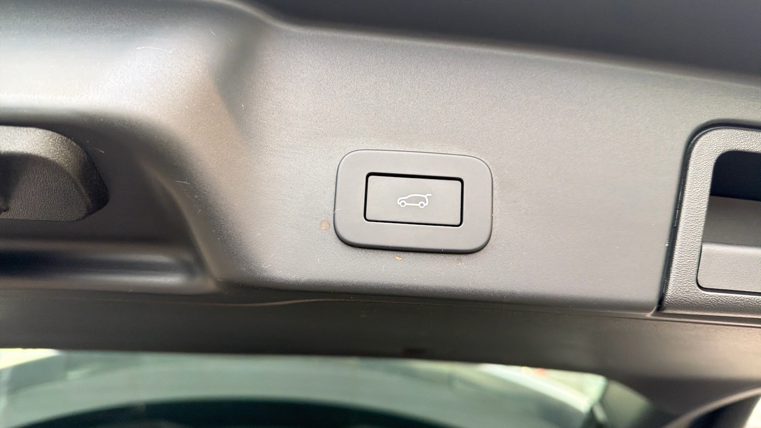 Used Land Rover Range Rover Evoque 2023 for sale - 77423270: Photo 22