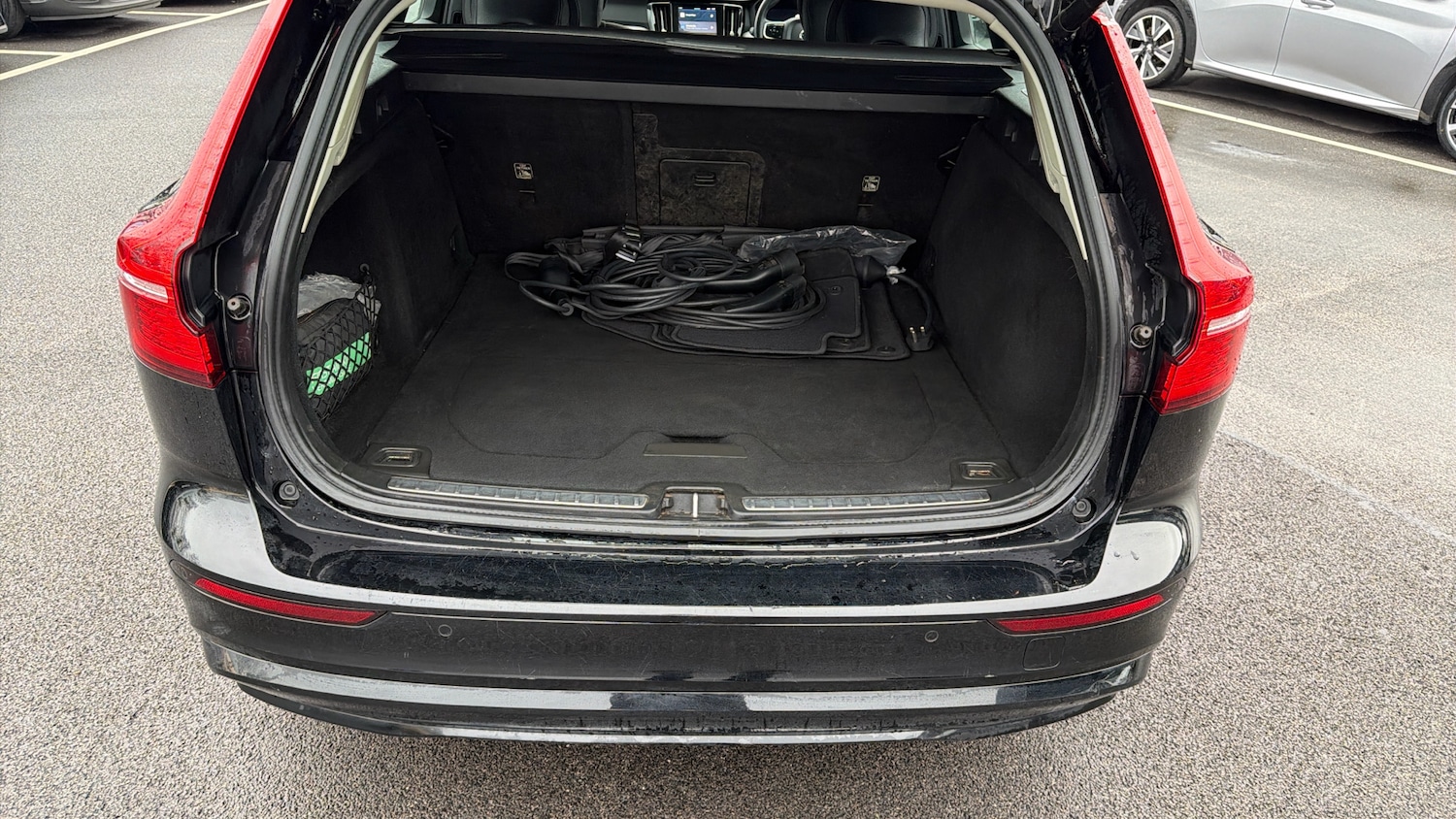 Used Volvo V60 2022 for sale - 77766710: Photo 15