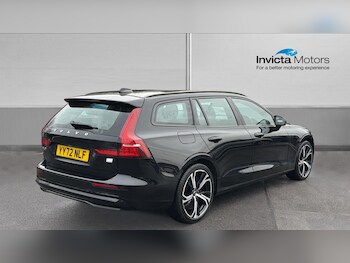 Used Volvo V60 2022 for sale - 77766710: Photo