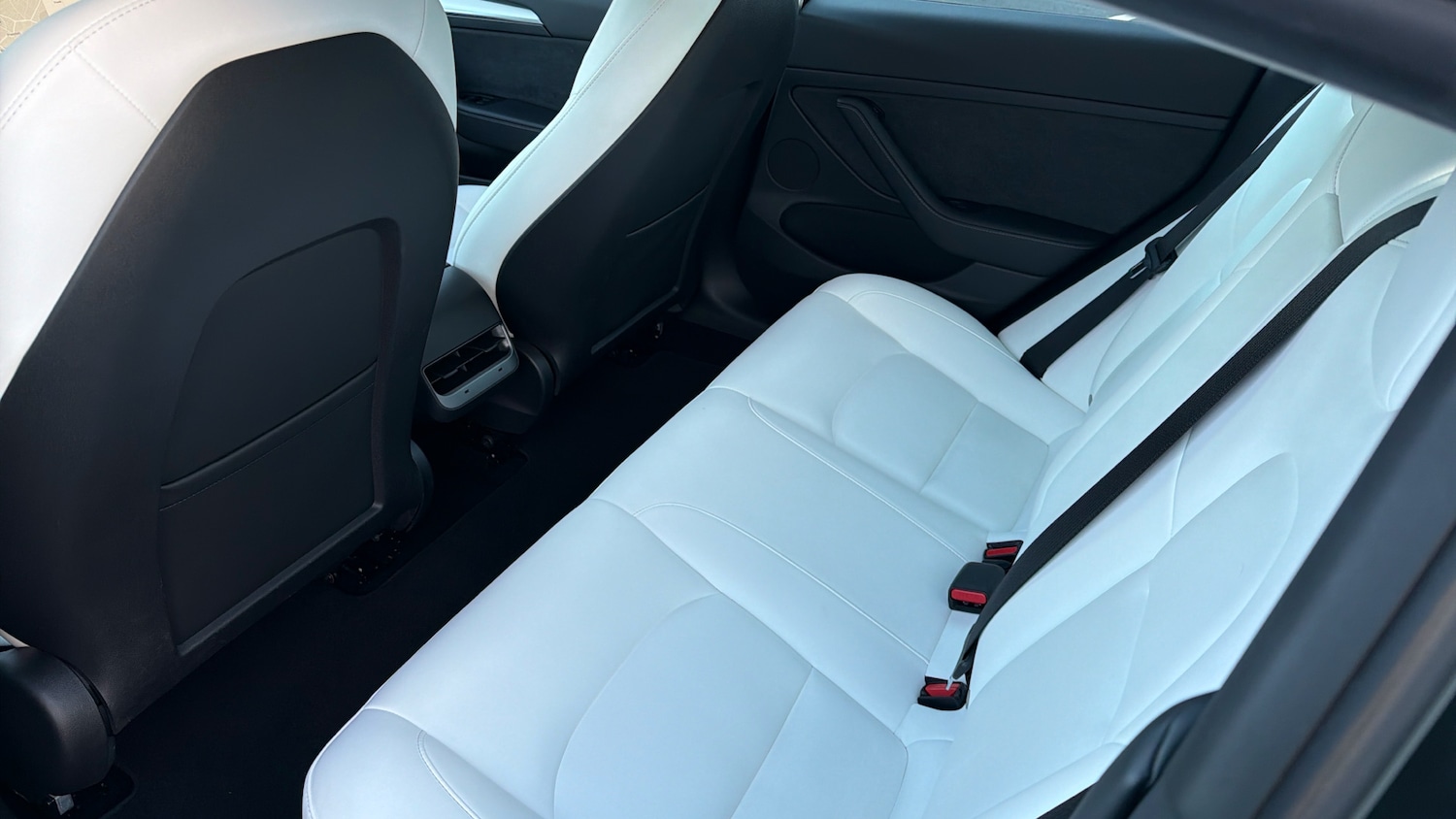 Used Tesla Model 3 2021 for sale - 76784868: Photo 14