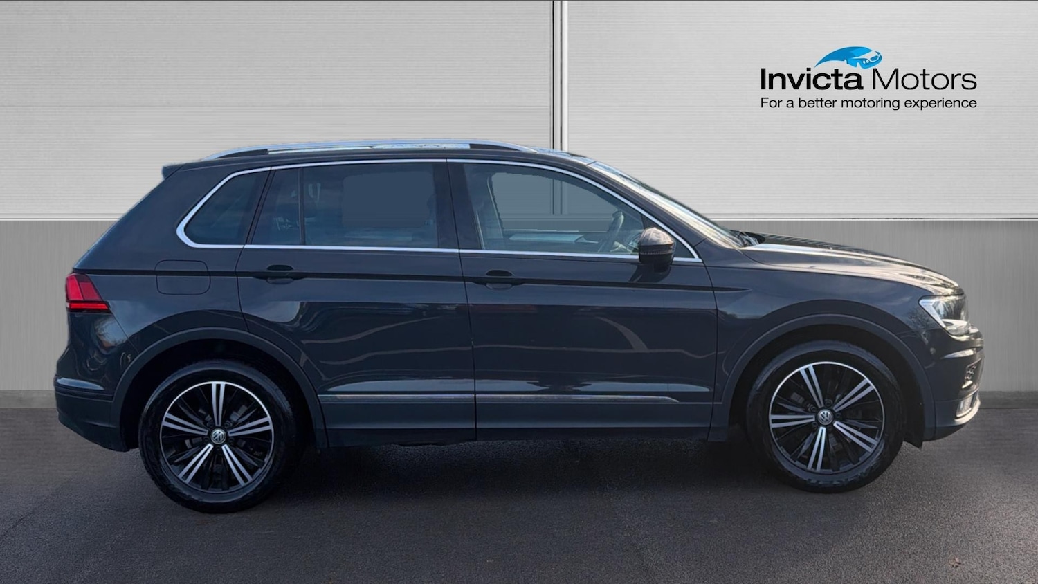 Used Volkswagen Tiguan 2018 for sale - 76784887: Photo 2