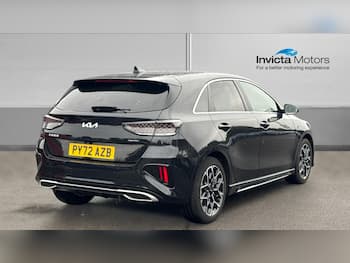 Used Kia Ceed 2022 for sale - 79710900: Photo