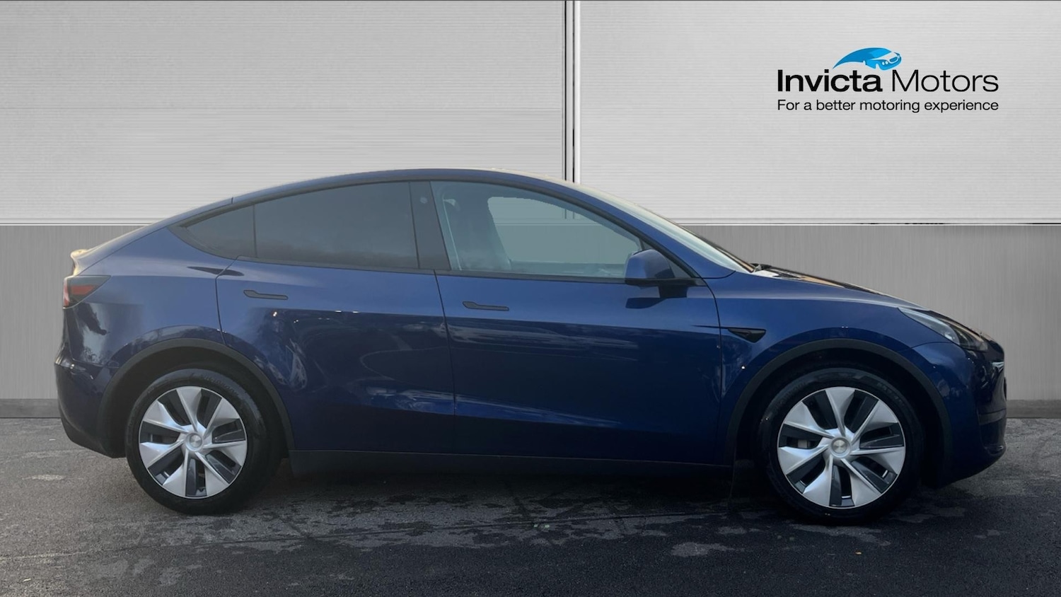 Used Tesla Model Y 2022 for sale - 76482805: Photo 2