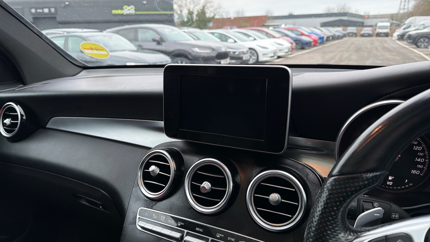 Used Mercedes-Benz GLC 2019 for sale - 77072983: Photo 12