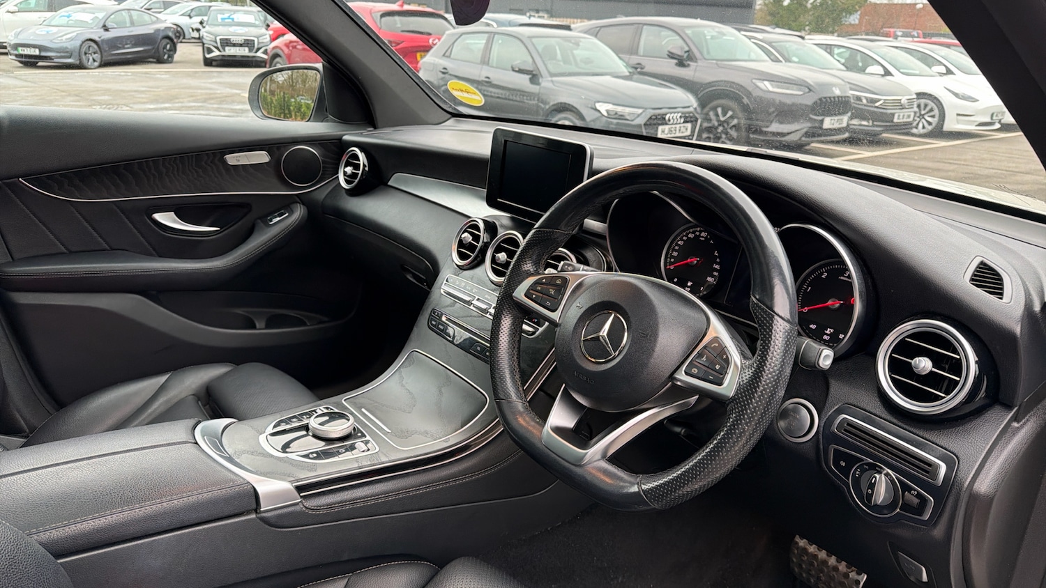 Used Mercedes-Benz GLC 2019 for sale - 77072983: Photo 9