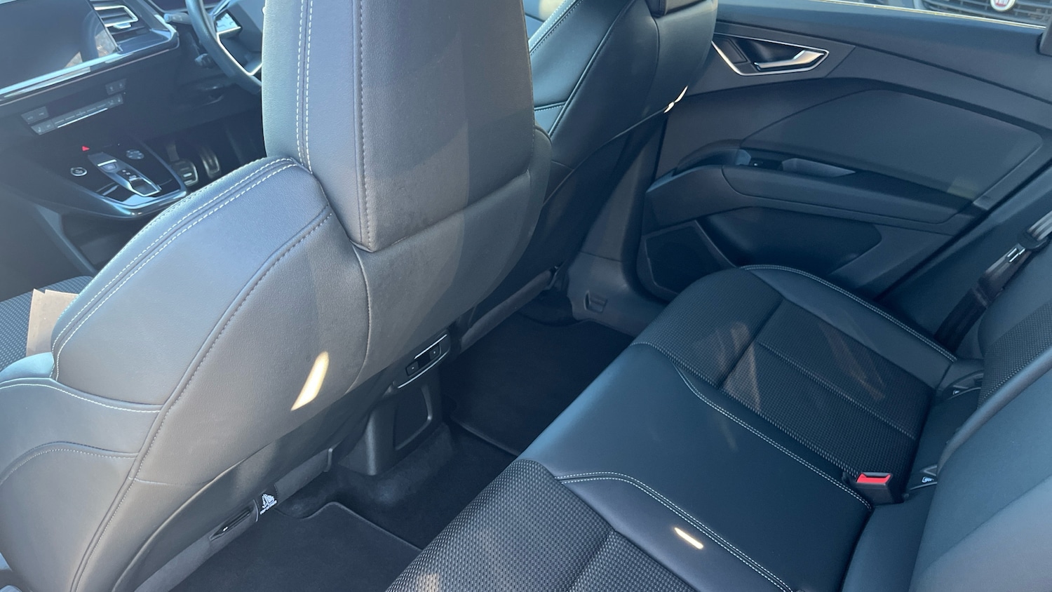 Used Audi Q4 e-tron 2021 for sale - 76618456: Photo 14