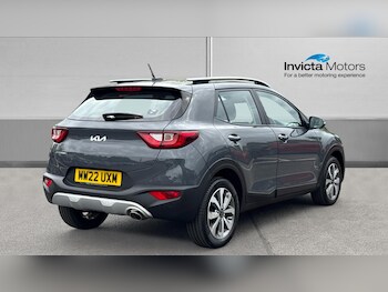Used Kia Stonic 2022 for sale - 78558611: Photo