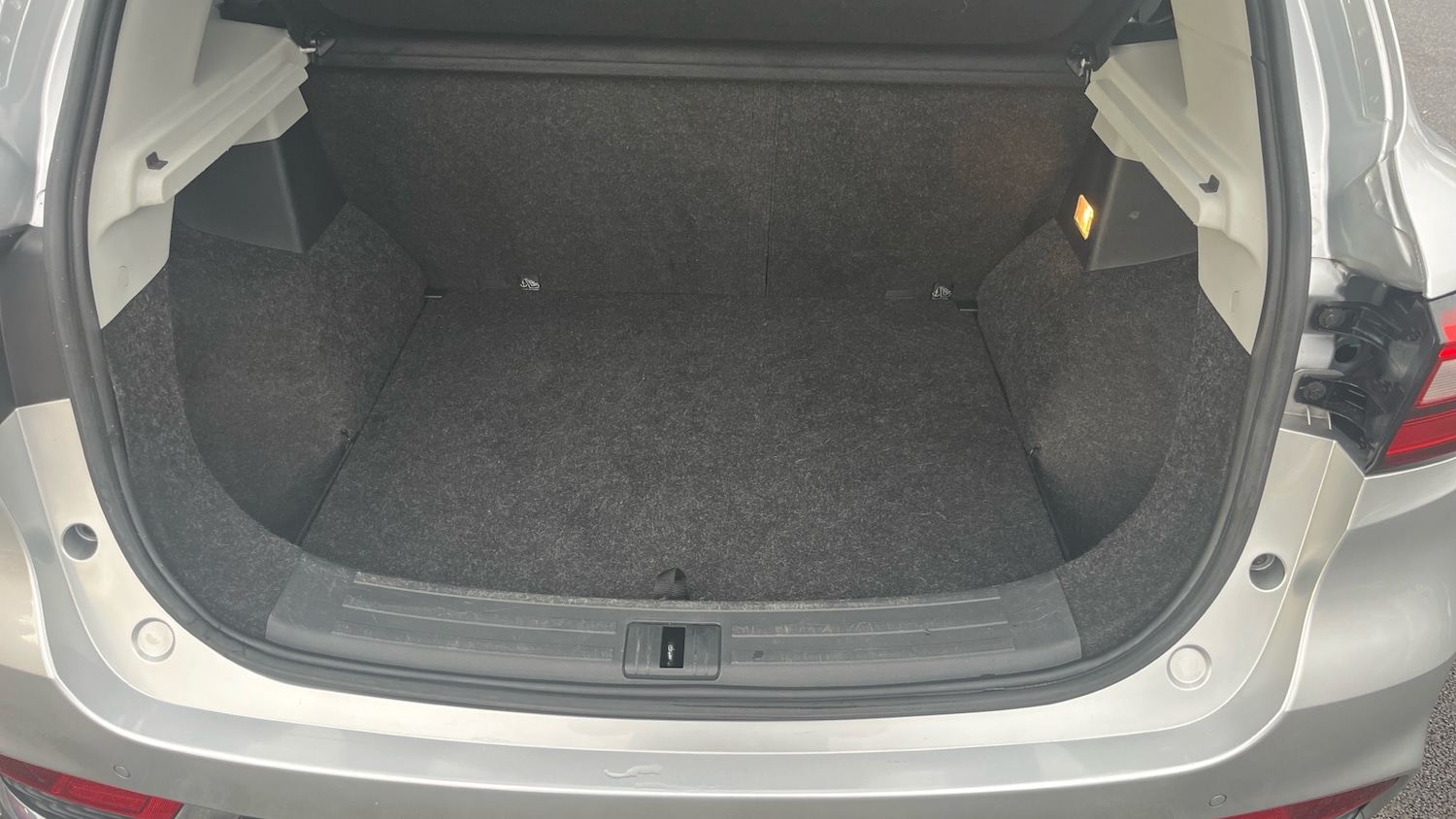 Used MG MG ZS 2018 for sale - 76687018: Photo 15