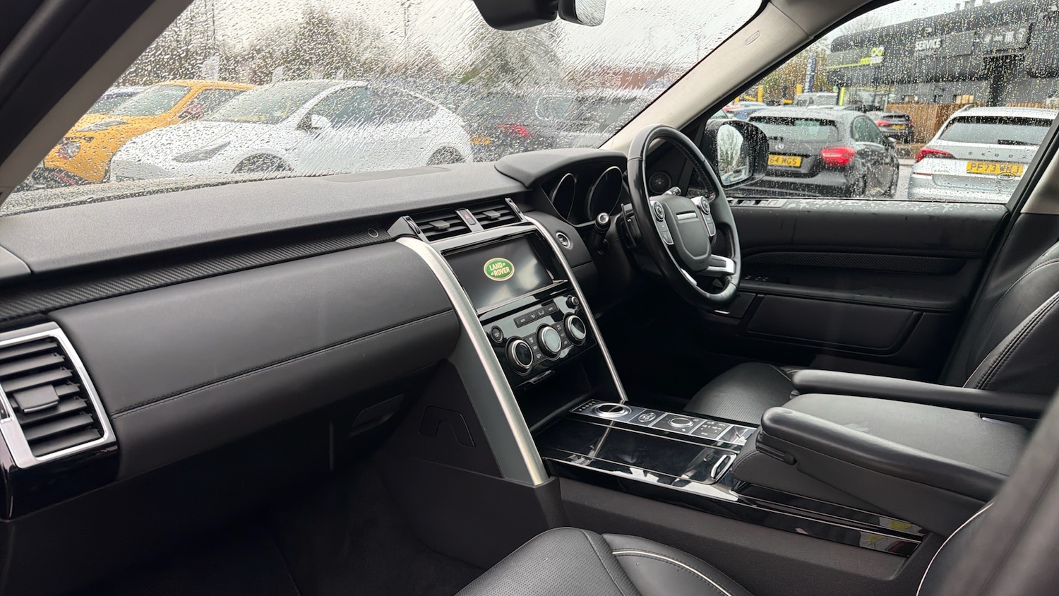 Used Land Rover Discovery 2017 for sale - 76821534: Photo 10