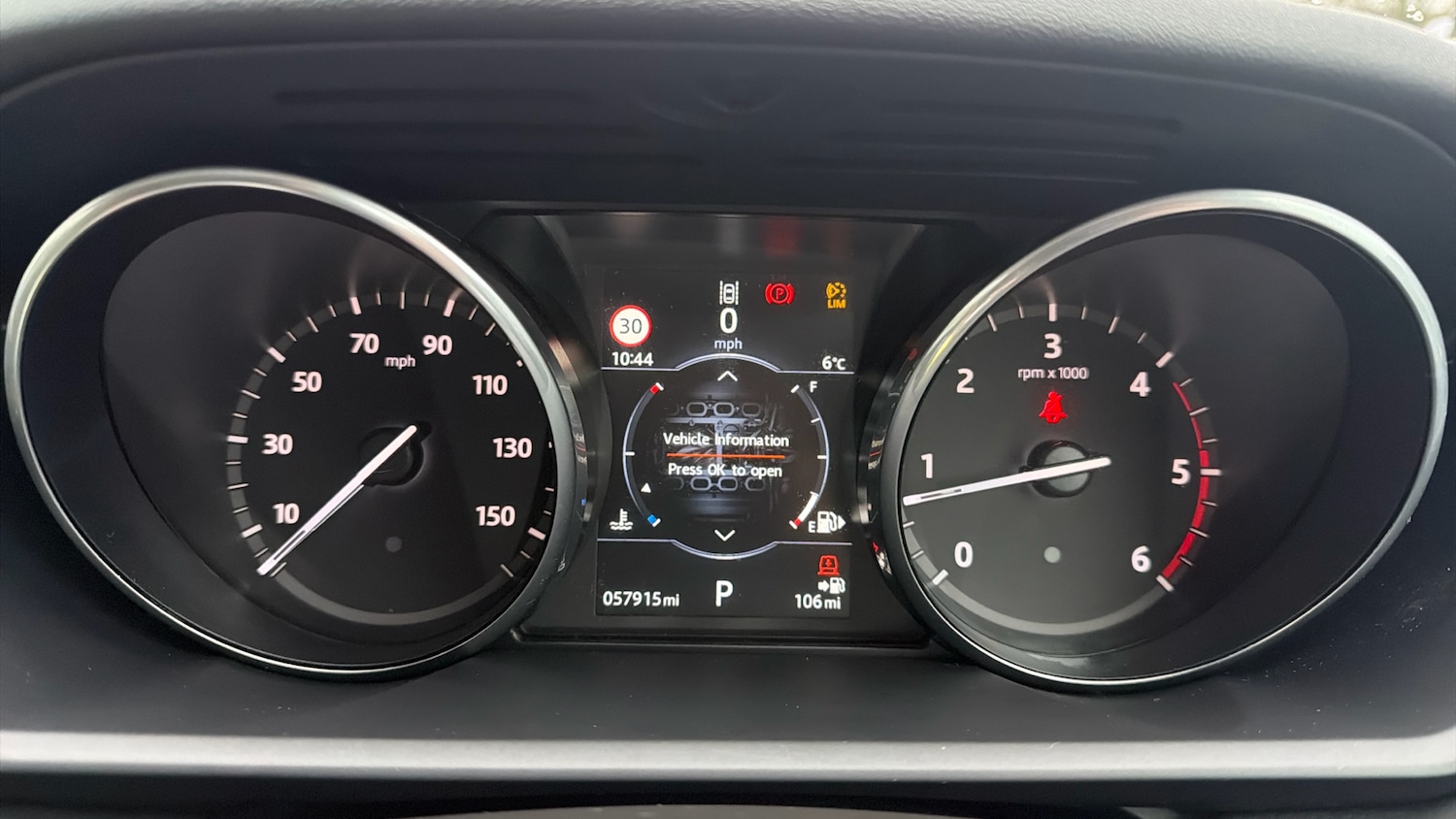 Used Land Rover Discovery 2017 for sale - 76821534: Photo 13