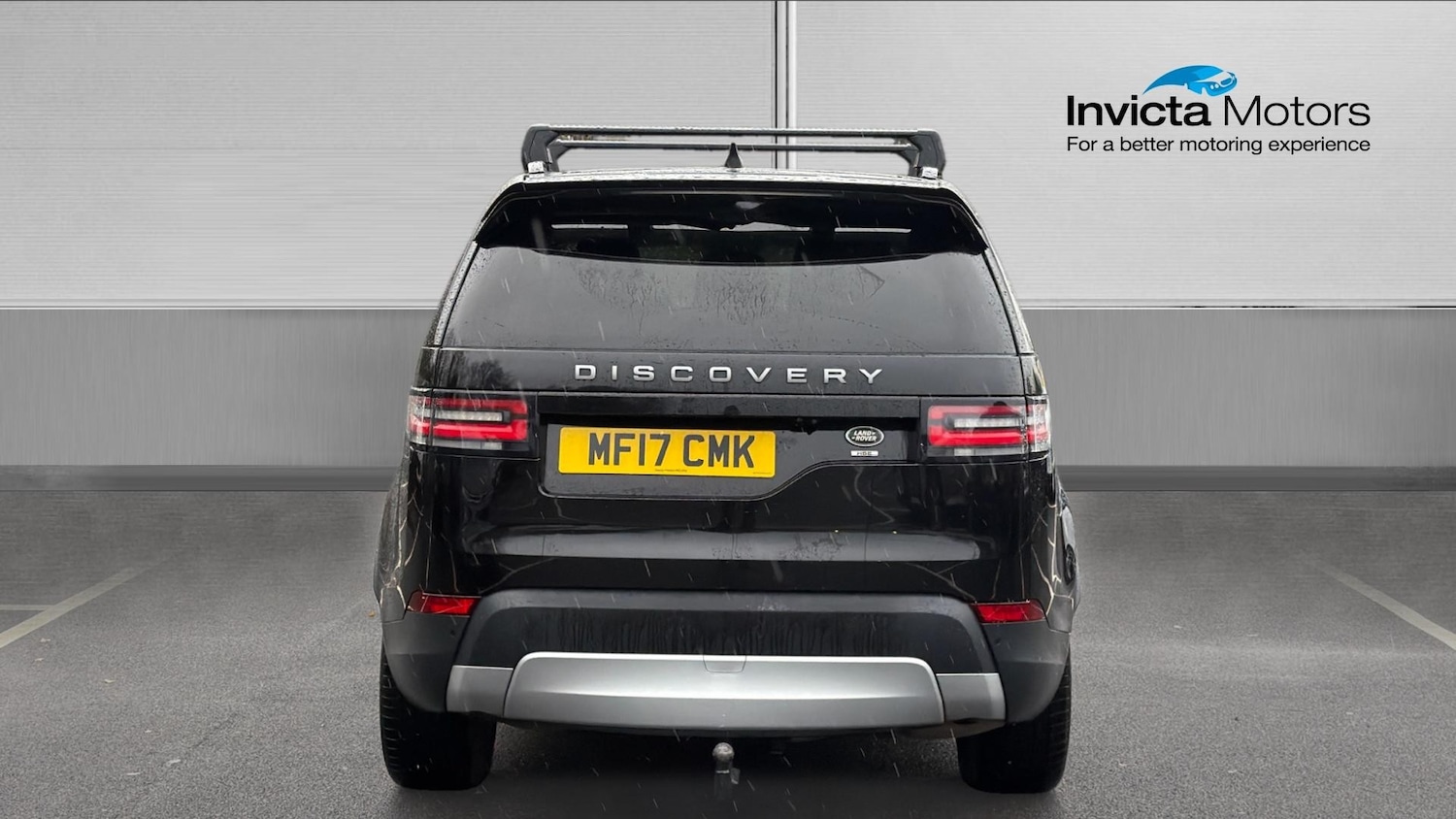 Used Land Rover Discovery 2017 for sale - 76821534: Photo 4