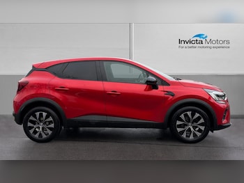 Used Renault Captur 2022 for sale - 76963072: Photo