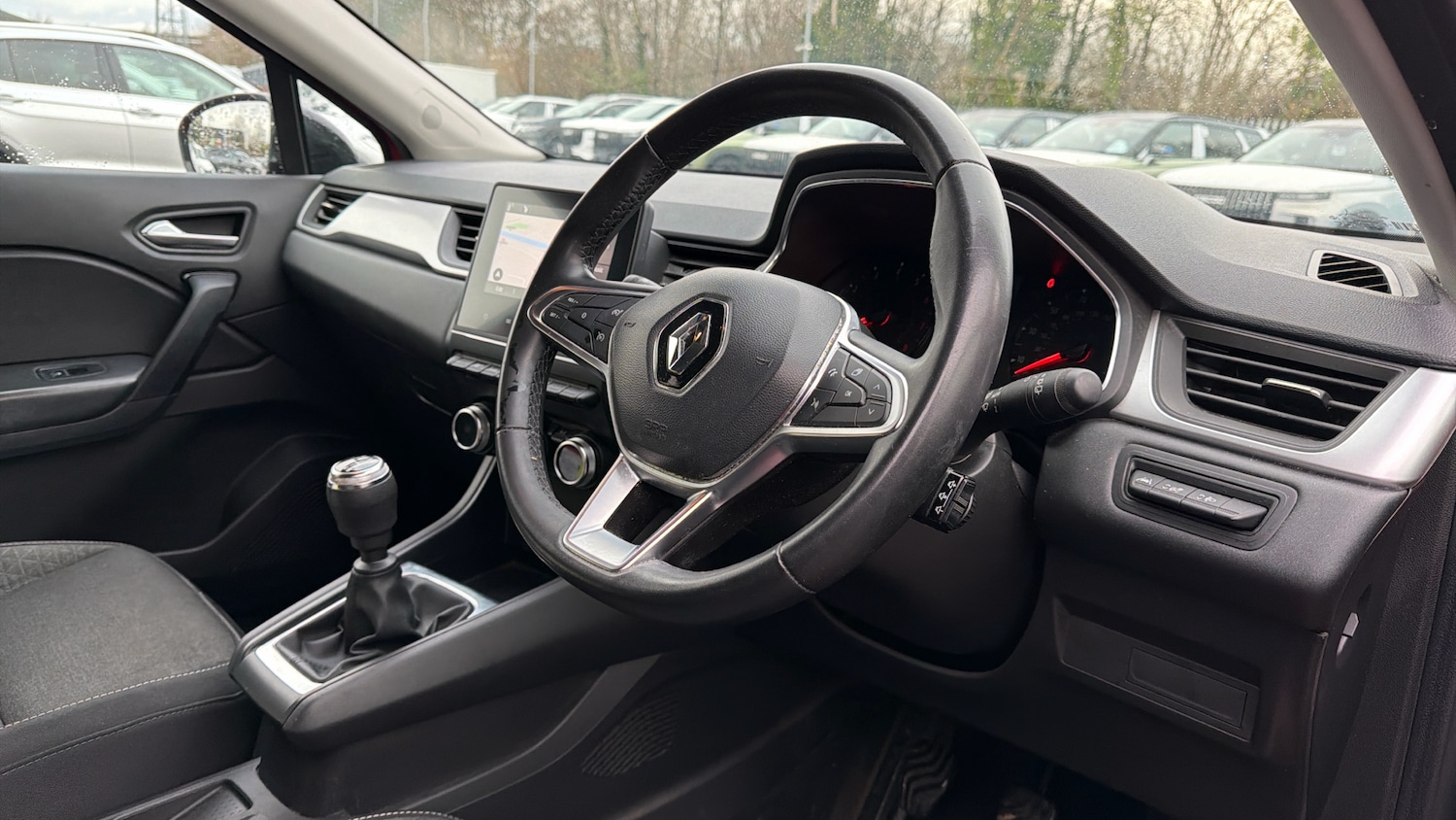 Used Renault Captur 2022 for sale - 76963072: Photo 9