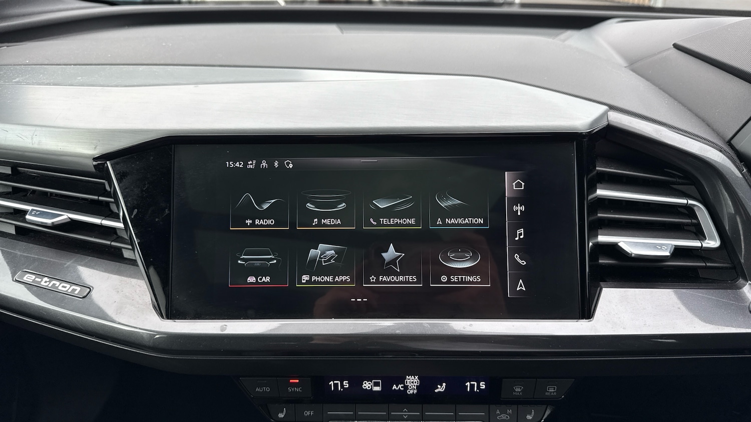 Used Audi Q4 e-tron 2021 for sale - 76583121: Photo 12