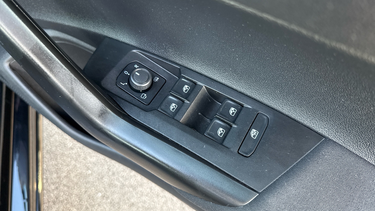 Used Volkswagen Polo for sale - 76418459: Photo 23