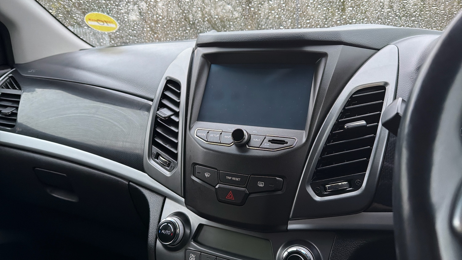 Used Ssangyong Korando 2018 for sale - 77140536: Photo 12