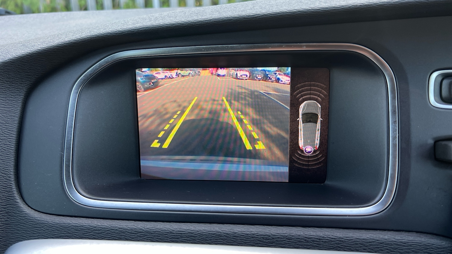 Used Volvo V40 2018 for sale - 75999402: Photo 25