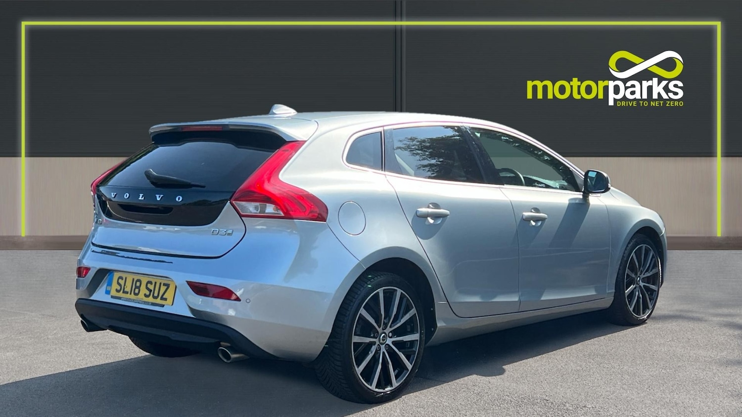 Used Volvo V40 2018 for sale - 75999402: Photo 3