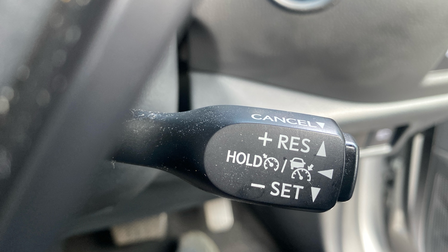 Used Toyota C-HR 2023 for sale - 76784860: Photo 21