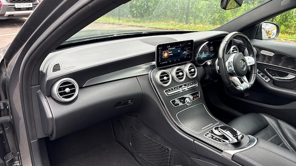 Used Mercedes-Benz C-Class 2018 for sale - 76224878: Photo 10