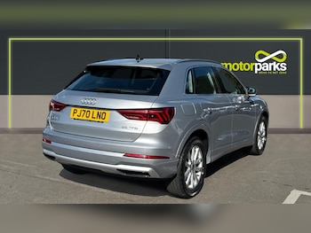 Used Audi Q3 2020 for sale - 76057669: Photo 3