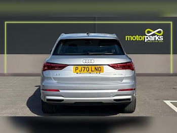 Used Audi Q3 2020 for sale - 76057669: Photo 4