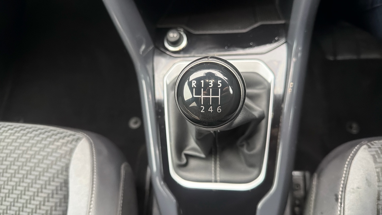 Used Volkswagen T-Roc 2019 for sale - 77682017: Photo 23